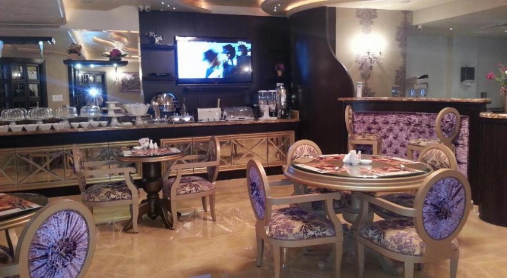 Q Hotel Image 13
