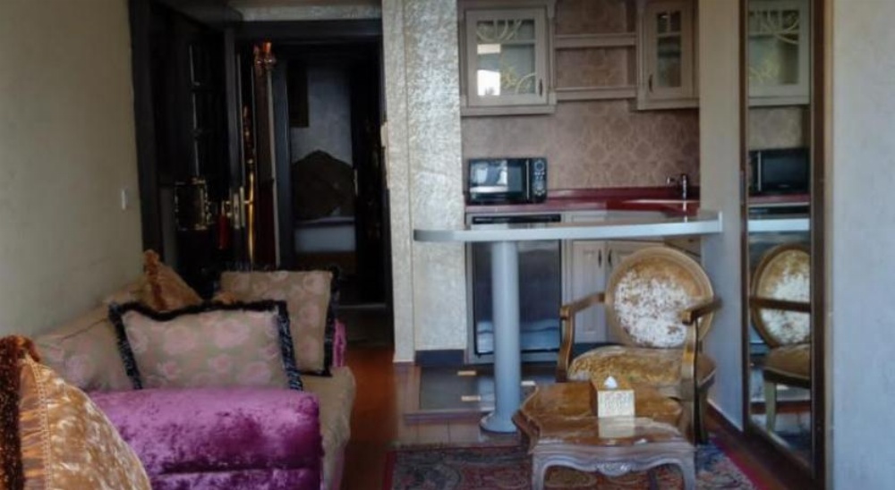 Q Hotel Image 17