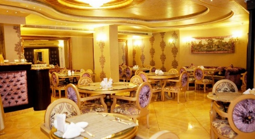 Q Hotel image 27